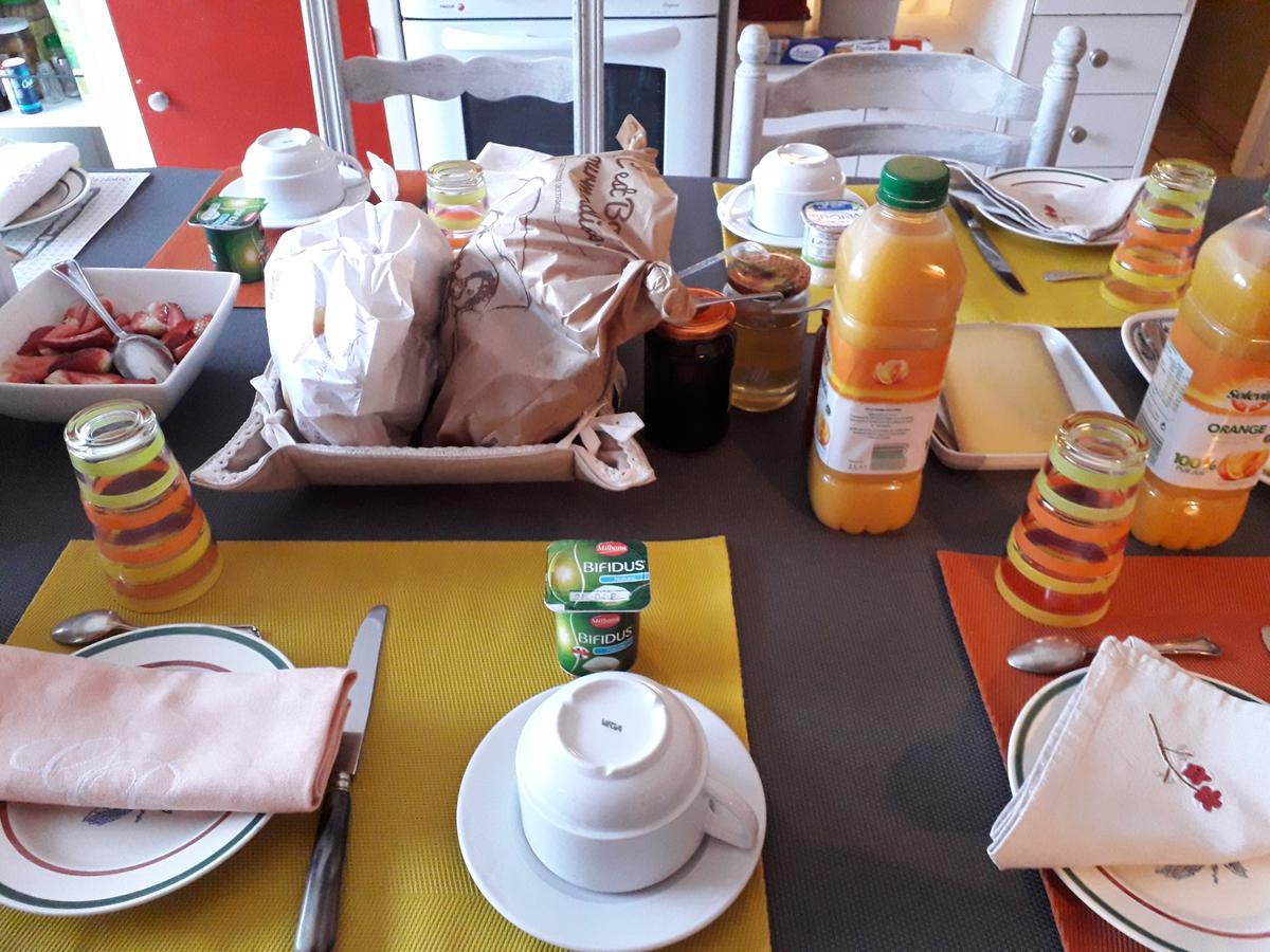 Chez Marie Bed and Breakfast Cercy-la-Tour Buitenkant foto